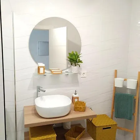 Apartman Aqui Todo Empieza - Pool View - Free Wifi - Smart Tv-residence Senator